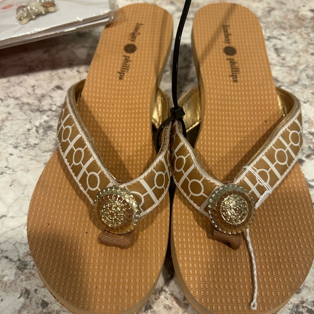 Lyndsay Phillips interchangeable Snaps. Size 7-8 Medium